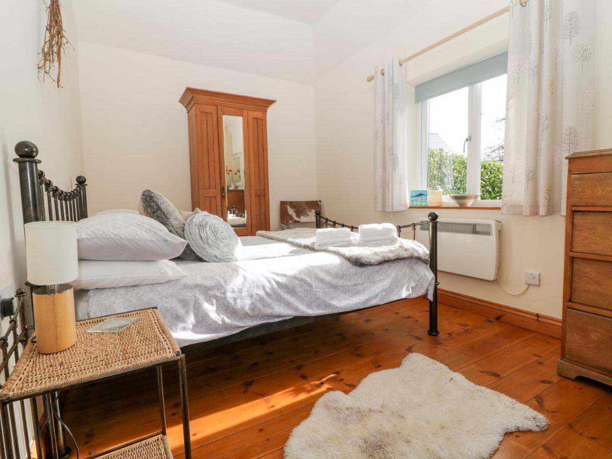 Honeysuckle Cottage 赫尔斯顿 外观 照片